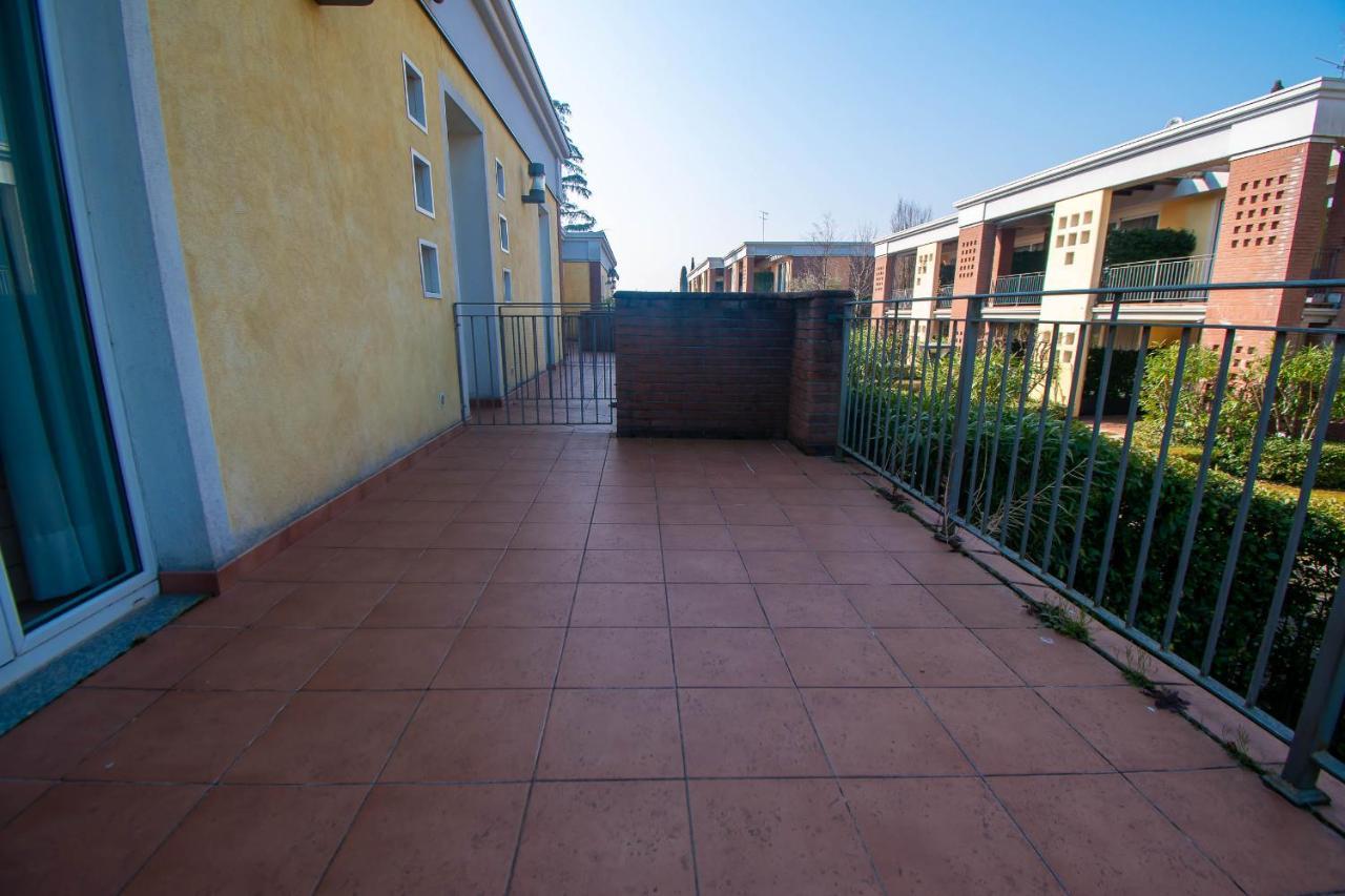 Lato Soleggiato @Gardazzurro Apartment Паденге сул Гарда Екстериор снимка
