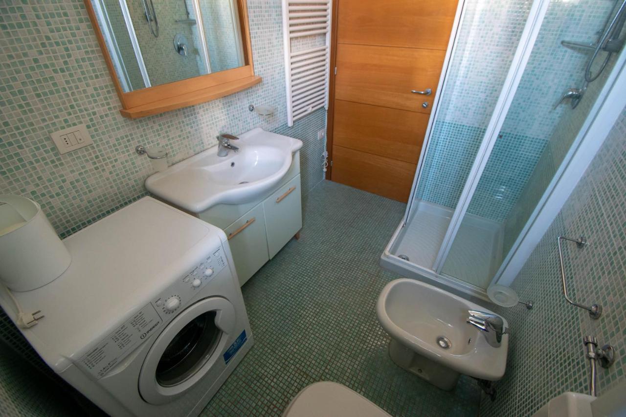 Lato Soleggiato @Gardazzurro Apartment Паденге сул Гарда Екстериор снимка