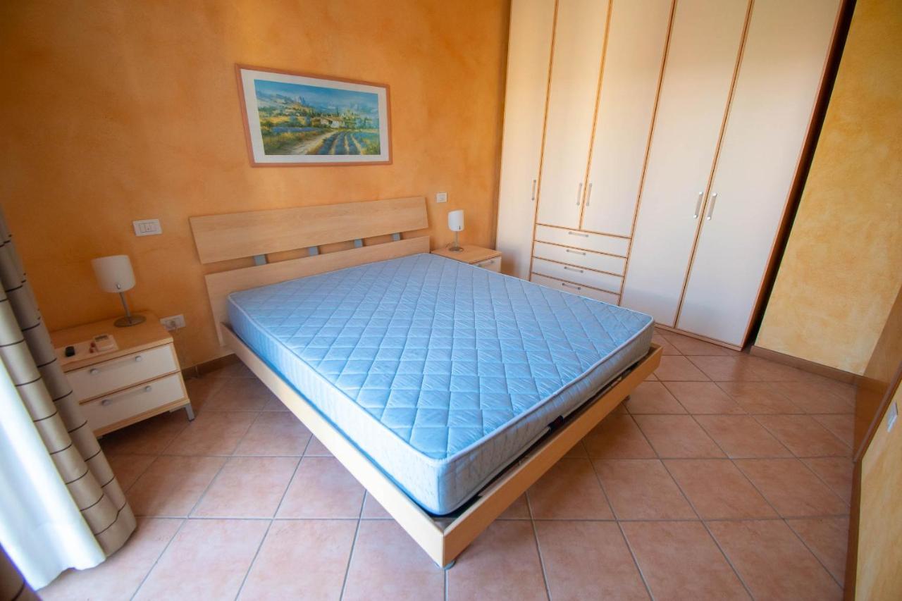 Lato Soleggiato @Gardazzurro Apartment Паденге сул Гарда Екстериор снимка