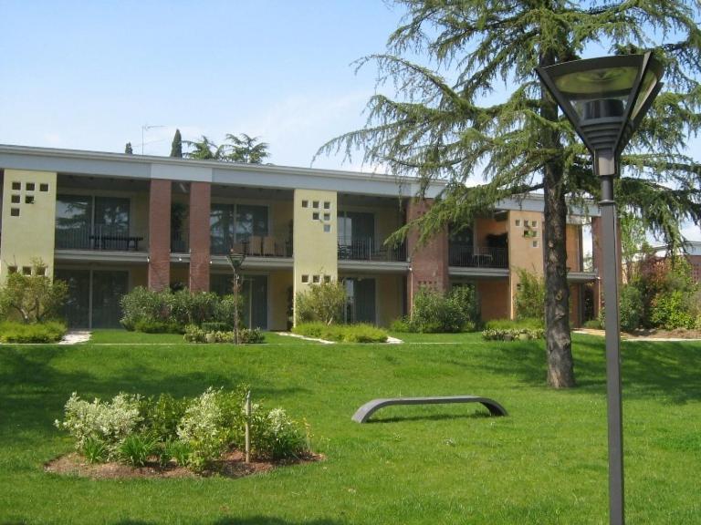 Lato Soleggiato @Gardazzurro Apartment Паденге сул Гарда Екстериор снимка